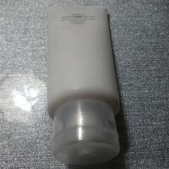 【取引中】マイルドスクラブ洗顔フォームの画像