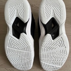 バスケットシューズ　アシックス　23cmの画像