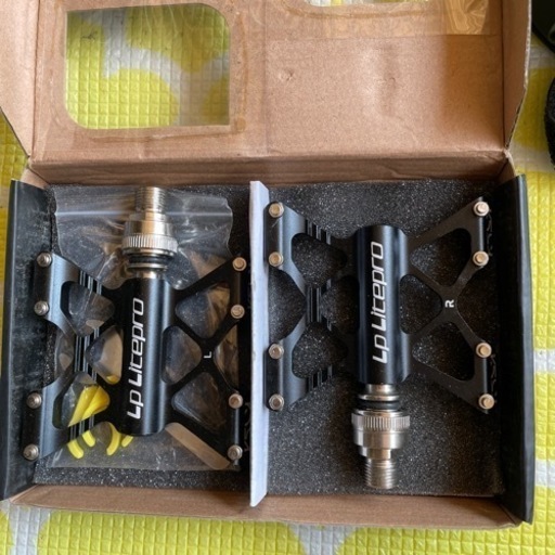 自転車用11点色々アクセサリー値下げしました。現在商談中の為問い合わせを休ませていただきます。