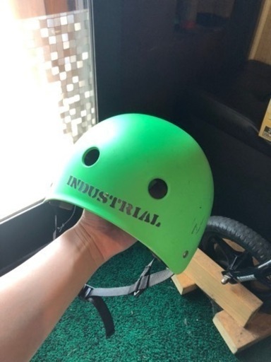 【値下げしました】すぐ遊びに行けるセット！ストライダースポーツモデル ストライダー専用キャリーバッグ&ヘルメット付