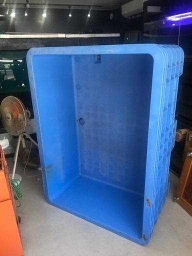 お譲り先決定‼️‼️ ジャンボックス　サンコー　超大型コンテナ　生簀