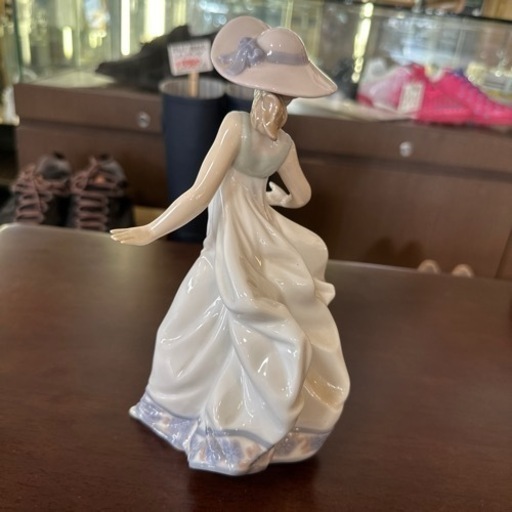 リヤドロ　フィギュリン　指割れ リヤドロ フィギュリン 指割れ