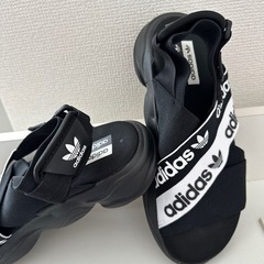 美品 adidas Magmur Sandals サンダル ブラックの画像
