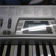 CASIO カシオ 電子キーボード　CTK-496 　本体とアダプタ―のみの画像