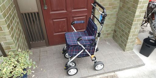 （取引中）シルバーカー　幸和製作所 テイコブ　ST07　美品