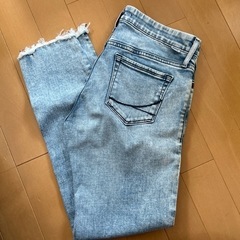 something スキニーパンツｓサイズ