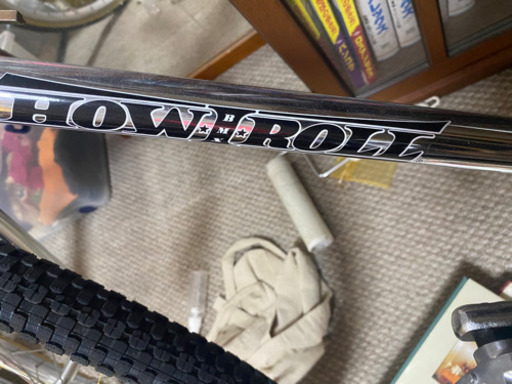 ハウアイロール　HOW I ROLL 自転車　ロードバイク
