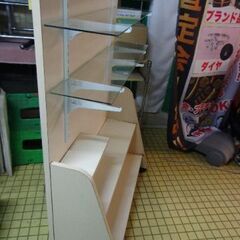 ★店舗用★移動式陳列棚（強化ガラス棚）の画像