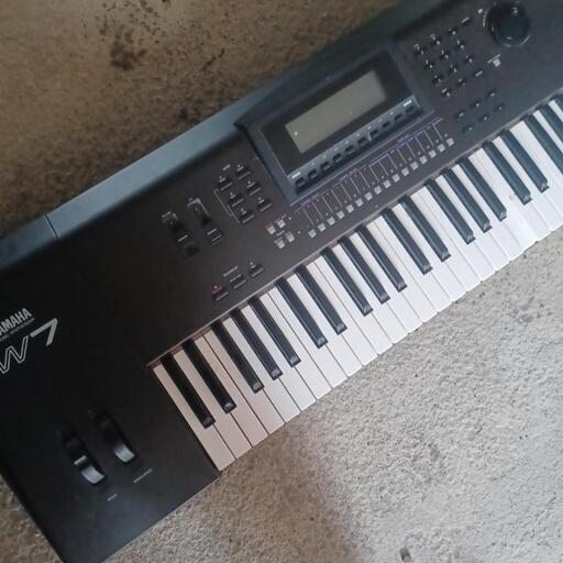 YAMAHA　キーボード　w7 ジャンク　明日まで