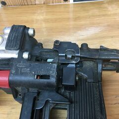 MAX　マックス　HA-57/957T　高圧フロアタッカ　高圧用　中古品　【ハンズクラフト宜野湾店】の画像