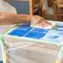 涼し気なタイルトップテーブルづくりのワークショップの画像