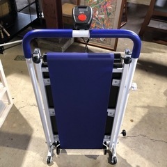 はぴねすくらぶ コンパクト自走式ウォーカー お散歩ロード　ウォー...