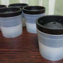 ロックグラスにピッタリ！丸氷・アイスボール６個（バラ売りOK　1個280円）の画像
