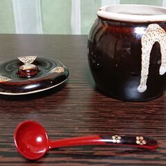 (美品) 調味料入れ 10個、ミニ杓子9個付きの画像