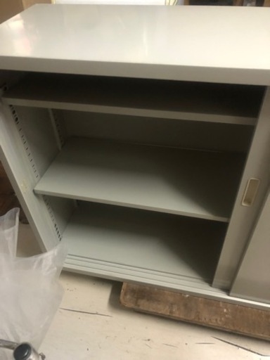 ?値下げしました?引き戸書庫?
