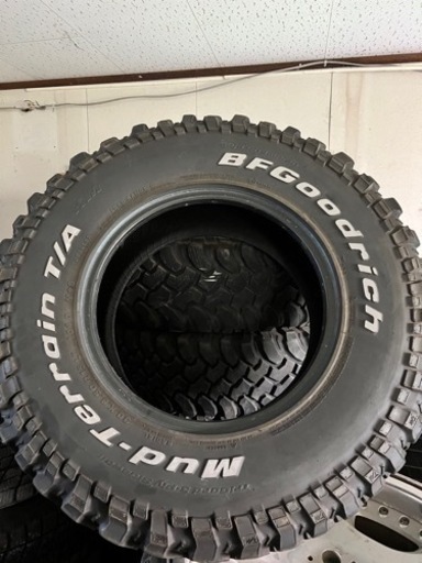 BFグッドリッチ30.9.50R15 MT タイヤ　15インチ