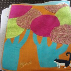 今治タオルハンカチ　各1枚　＜MiW style＞ 挿絵画家moritaMiW ×タオルメーカー楠橋紋織コラボブランド第2弾！ MiWさんのちょっと不思議であったかな絵がタオルやハンカチに映しだされます。 の画像