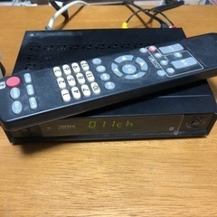 地デジチューナーとジャンクモニターの画像