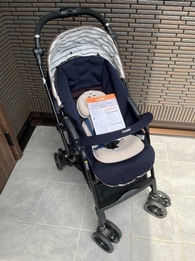 受付終了】コンビ ベビーカー スゴカル 4キャス ネイビー