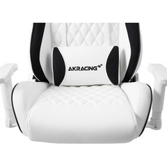 AKRACING ゲーミングチェア