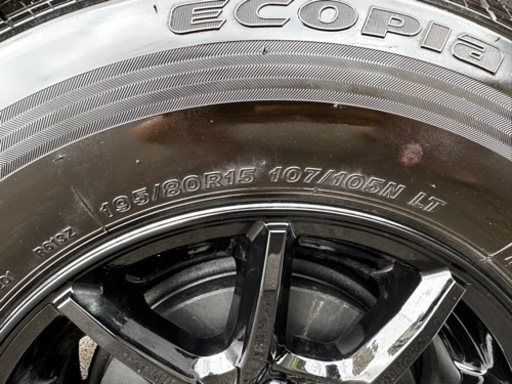 ！新車3000km ハイエース、15インチ、タイヤホイールセット