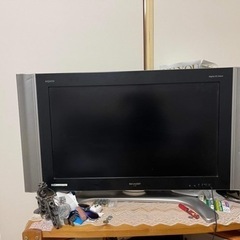 テレビ32インチ