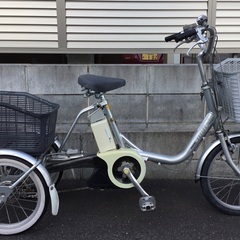 ＜整備・良品＞ブリヂストン・電動三輪車・アシスタワゴン 内装3段変速  バッテリー8.1Ah・シルバー・新品部品交換有でお得です♪お掃除済できれい♪