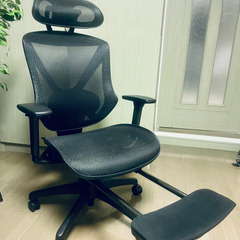 【美品/値下げ】ニトリのワーキングチェア（フットレスト付き）