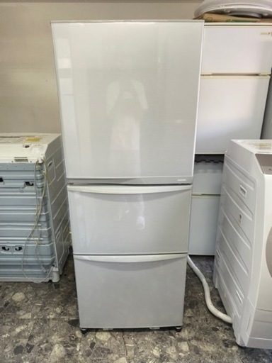 北九州市内配送無料　保証付き　東芝 GR-34ZY 冷蔵庫 3ドア 340L 右開き【大型】
