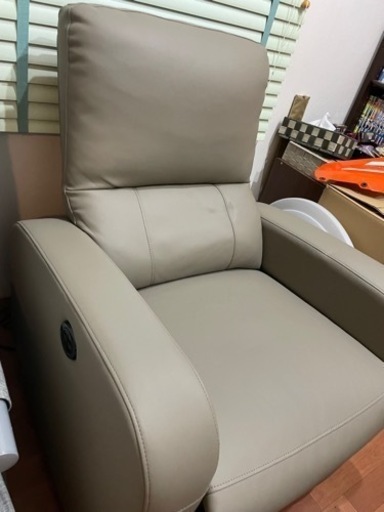 リクライニングソファー