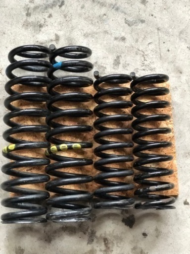 メルセデスベンツw124.スプリングサス