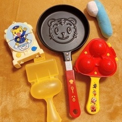 【無料 0円！】しまじろうトイレッシャ、フライパン、赤ちゃんと子...