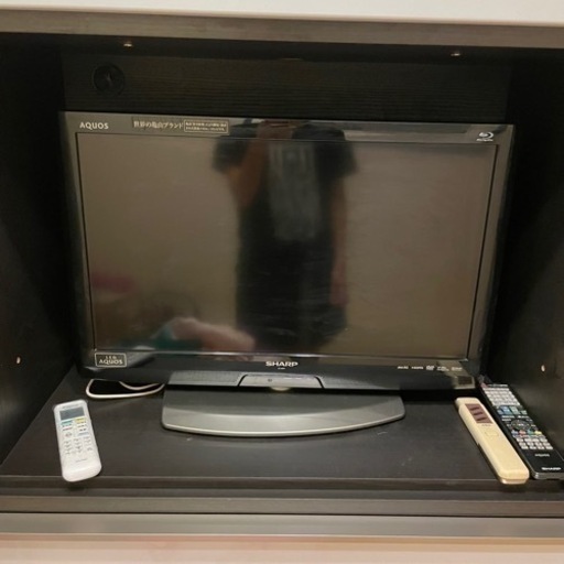 テレビ　Sharp AQUOS LC-26r5