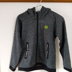 OUTDOOR　パーカー