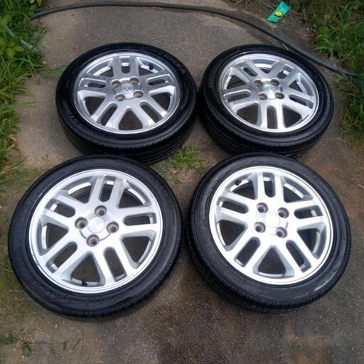 ダイハツ　15インチ　タイヤ4本セット