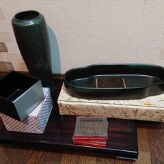 花台と花器3点、剣山3点