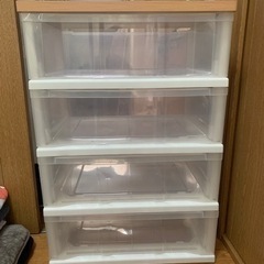 4段　衣装ケース7/29受け取りできる方優先