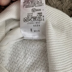 オフィスカジュアル　カットソー　半袖の画像