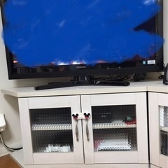 【決まりました】コーナーテレビ台と引き出し2段　ホワイト木目　チ...