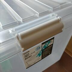 コロコロ付き衣装ケースの画像