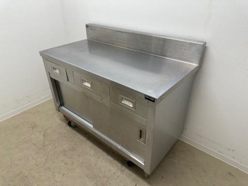 マルゼン　ＭＡＲＵＺＥＮ　業務用　ステンレス　扉付き作業台　店舗　飲食店　Ｗ１２００ｘＤ６００ｘＨ８００ｍｍ