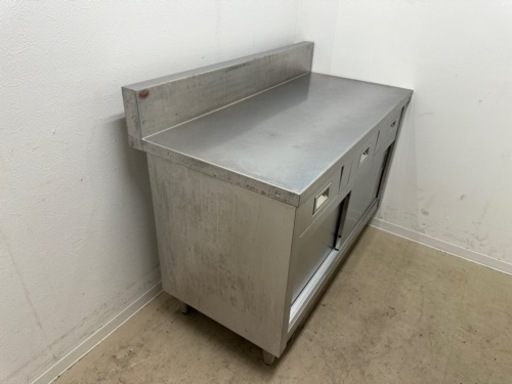 マルゼン　ＭＡＲＵＺＥＮ　業務用　ステンレス　扉付き作業台　店舗　飲食店　Ｗ１２００ｘＤ６００ｘＨ８００ｍｍ
