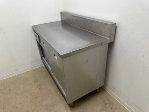マルゼン　ＭＡＲＵＺＥＮ　業務用　ステンレス　扉付き作業台　店舗　飲食店　Ｗ１２００ｘＤ６００ｘＨ８００ｍｍ