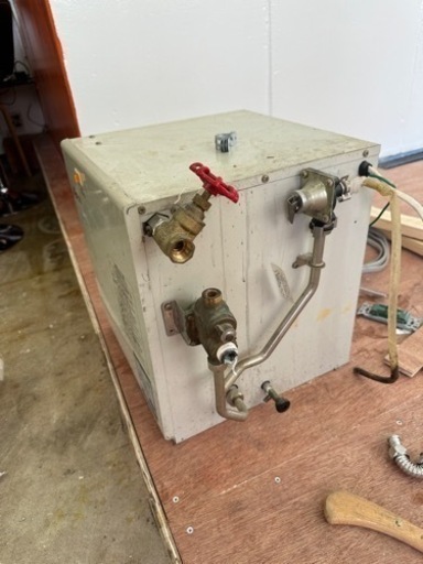 INAX 電気給湯器25リットル