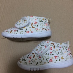 13.0 futafuta 美品 靴の画像