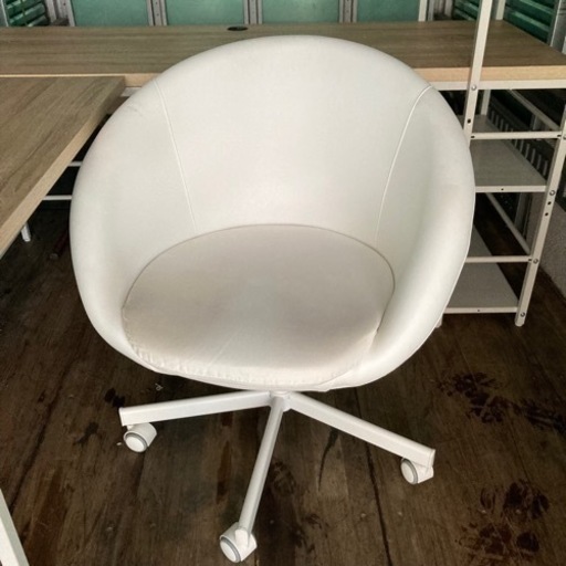 【中古品】L字型パソコンデスク　ラック付