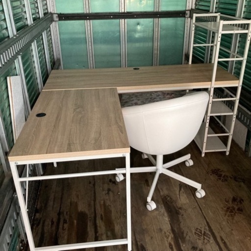 【中古品】L字型パソコンデスク　ラック付
