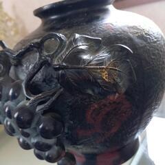 伝統美術工芸品　葡萄　花瓶玉型の画像