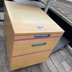 IKEA GALANT 鍵付き