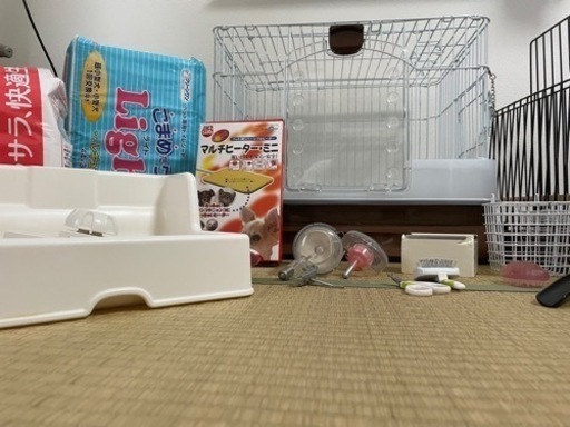 うさぎ飼育セット　ゲージ（美品）　ペットシーツ　飼育セット　ヒーター　柵　ケア